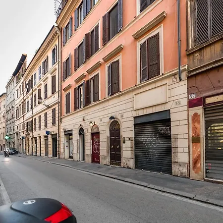 Downtown_blossom With Small Terrace Apartman